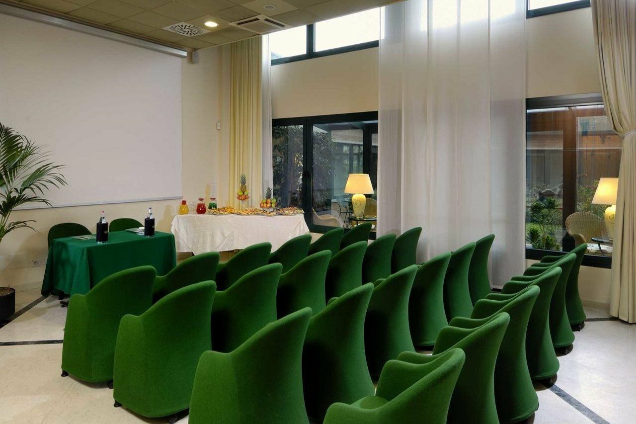 אוצאנו דל'אמיליה Phi Hotel Emilia מראה חיצוני תמונה